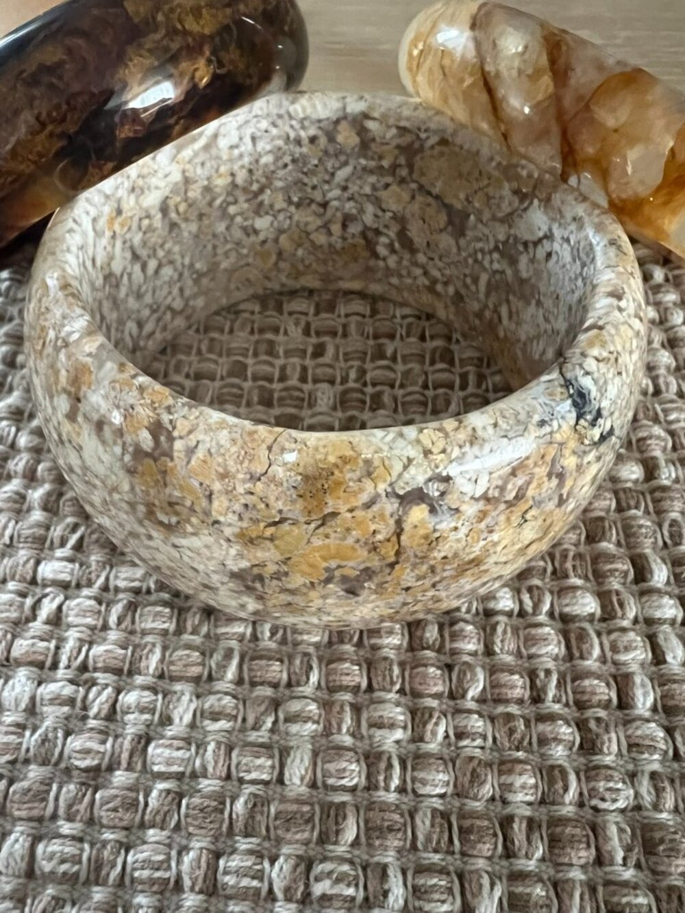 Fish Roe Agate Bangle - Picture 15 of 15